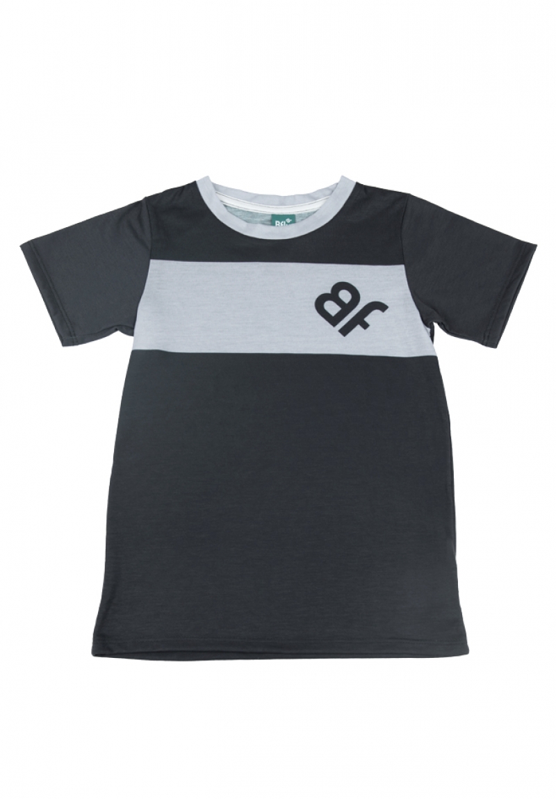 CS_T-SHIRT_GROS-BF-GRIS-PALE_À-PLAT